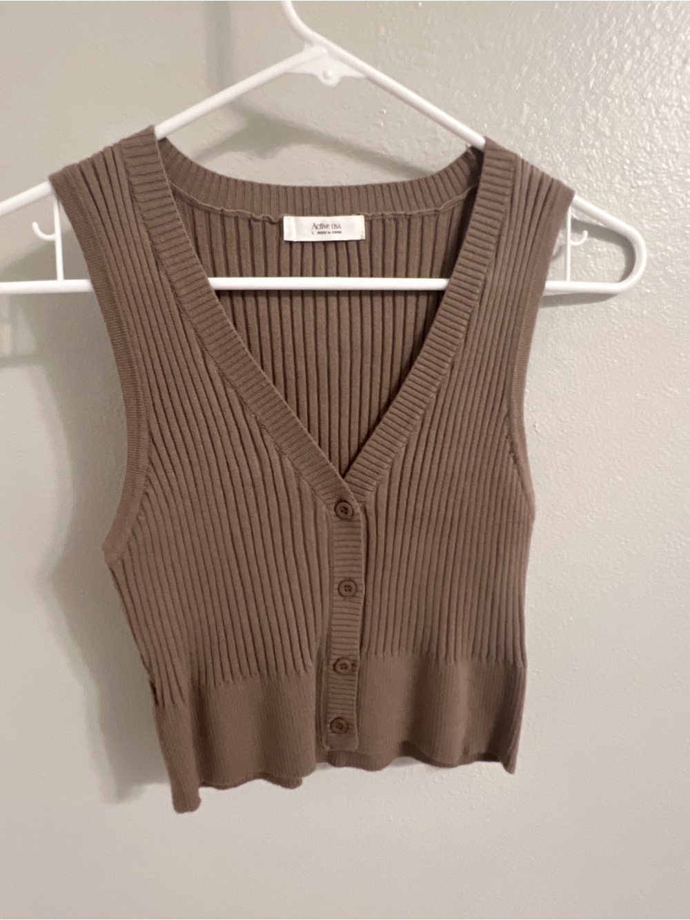 Active USA Ribbed Button-Front Crop Top in Taupe